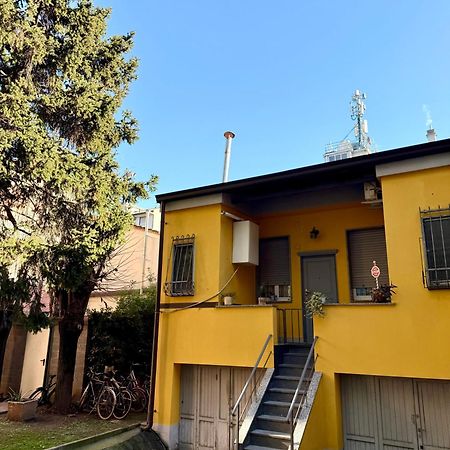 Vila Gionas - Casa Indipendente In Zona Strategica Milán Exteriér fotografie